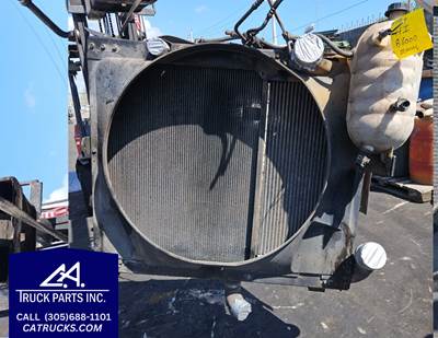 2004 International 8600 Cooling Assembly Part # 21007886
