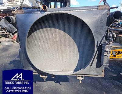 1995 Mack CH613 Cooling Assembly, Shroud Part # 5MH5179M