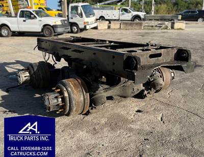 Mack CRD151 CUT OFF, CAMELBACK SUSPENSION, HUB PILOT, AIR LOCK POWER DIVIDER, 44,000LBS, RATIO: 4:54