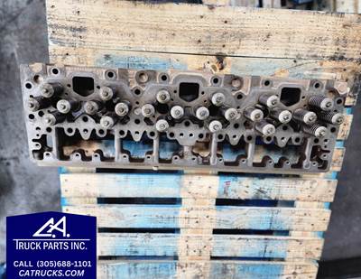 Cummins L10 Cylinder Head Part # 3033227-15
