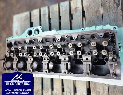 Detroit 60 SER. Cylinder Head Part # 23534748