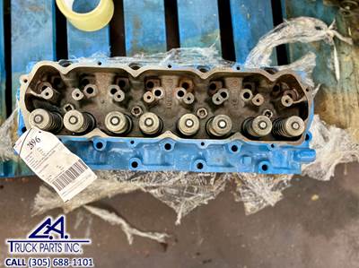 Ford 1805855C1 Cylinder Head