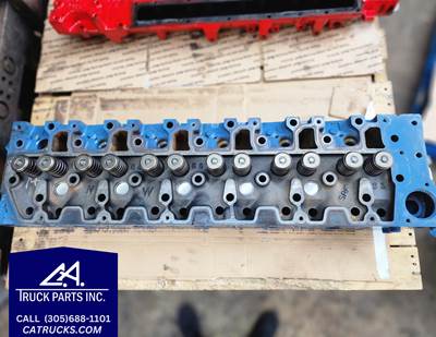 International DT466 Mechanical Cylinder Head Part # 1822363C1