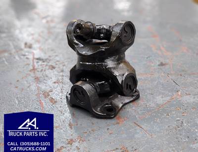 Spicer Driveshaft Tube Weld Yoke 