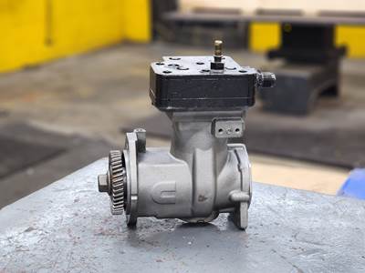 Cummins ISC 8.3 Engine Air Compressor Part # 911 158 048 6 For Sale ...