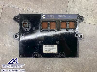 2006 Cummins ISM Engine Control Module (ECM) 3103533 EGR-Model, CM875
