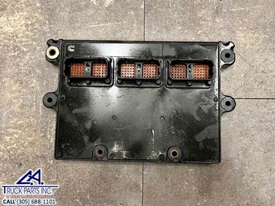 2001 Cummins ISM Engine Control Module (ECM) Part # 3681405 for 2003 & Earlier (NON-EGR Model) CM570 NON-EGR Model, CPL 2607