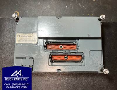 International DT466E Engine Control Module (ECM) 1807457C1 w/ Bolts