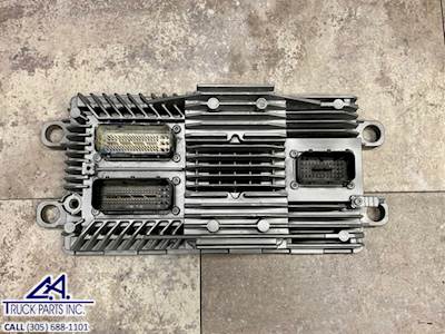 2011 International MaxxForce Engine Control Module (ECM) Part # 1883086C92, 5WY8614/02