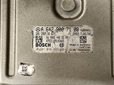 Mercedes-Benz Engine Control Module (ECM) OEM Part # A 642 900 71 00, Bosch Part # 0 281 016 633