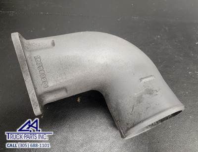 Cummins 1675839C1 Air Transfer Elbow Tube 