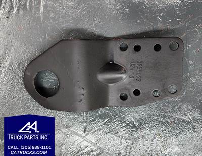 Cummins ISB Lifting Eye Plate Part # 3955027