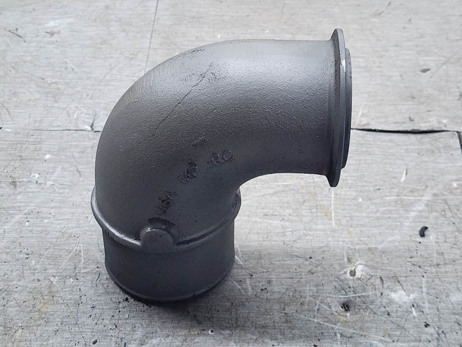 BLKPRO 3 To 4 Inch Elbow Tube For Air Intake Connection - Cummins 15L ISX / QSX (Part 3682674)