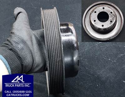 International DT 466 E Fan Hub Pulley Part