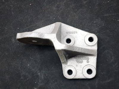 Caterpillar 3116 / 3126 Engine Mount Part # 15609800