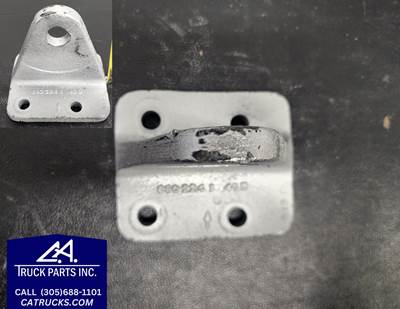 Caterpillar 3126 Engine Mount Part # 680224 1 40D