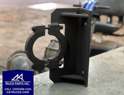 Caterpillar 3306 Rear Engine Mount Bracket, Trunnion Perch-Style