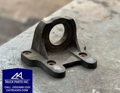 Chevrolet / GMC Front Engine Mounting Bracket Part # 15732793