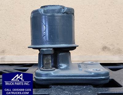 Cummins 6CT 8.3 Engine Mount Part # F3HT6A070CB