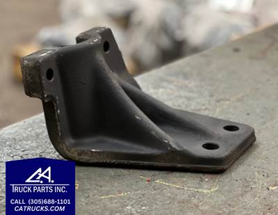 Ford Driver’s / Left Side Rear Engine Mount Part # D7HT-6A070-AA 