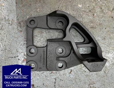 International / Navistar Rear Offset Passenger's Side Engine Support Bracket 3606385C2 , Off Cummins X15
