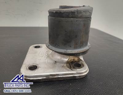 Ford Engine Mount for Cummins 8.3L 6CT Diesel Engine Part # F3HT-6A070-CB