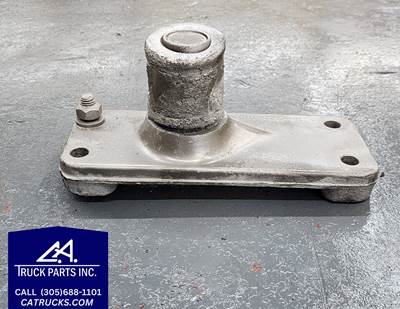 Ford L9000 Engine Mount Part # E7HT-5087-BB