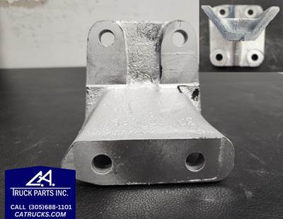 International DT 466 E Engine Mount Part # 1680023C2