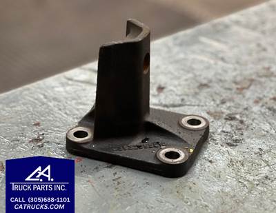International DT466E Engine Mount Part # 3532953C1