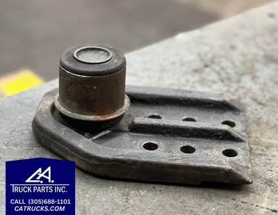 Volvo Engine Mount Part # A1200089-008, 39342