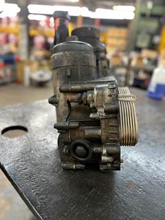 2013 Detroit DD13 Oil Filter Housing / Thermostat / Water Pump Module ...