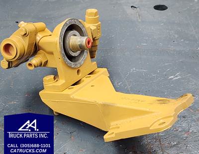 Caterpillar C7 Engine Oil Filter Base Part # 141-5138