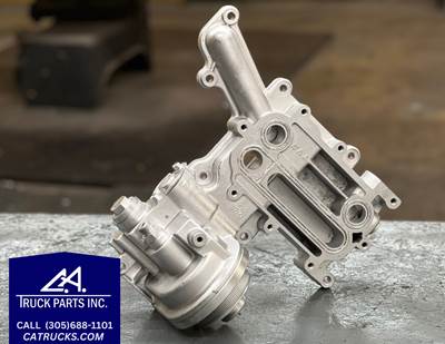 International DT466E Engine Oil Filter Base / Cooler Housing Part # 1841989C1