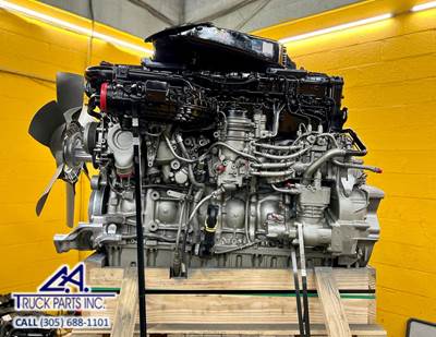 2015 Detroit DD15 Engine, 472906S