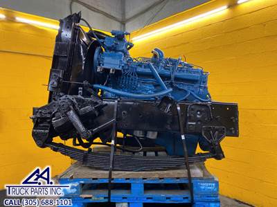 International DT466C Engine