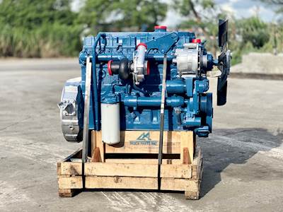 International DT466E Diesel Engine