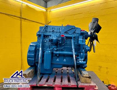 2003 International DT466E Engine
