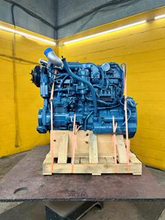 2006 International DT466E Engine