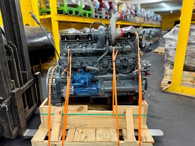 2006 Mack AMI-400 Engine
