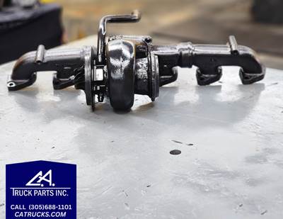 Mack E7 Exhaust Manifold 104GC5164M, 104GC5163, & Turbocharger 631GC5144M4D