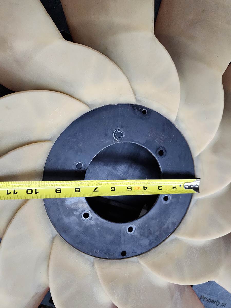 thumbnail image 2 of The Parts Place Inc. 18" 7-Blade Fan With Curved Tips For 1967-1972 Chevrolet Big Block - GM 3947772 2 of 6