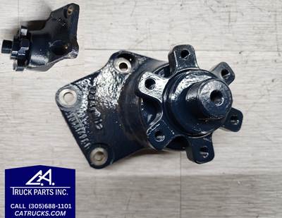 International MaxxForce DT Fan Clutch Bracket Part # 1858147C1