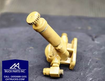 Caterpillar 3126 Fuel Filter Base Part # 141-5138