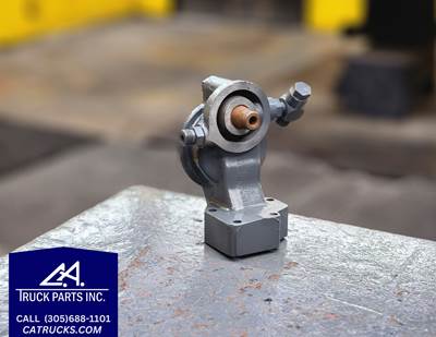 Caterpillar 3126 Fuel Filter Base Part # 143-3506