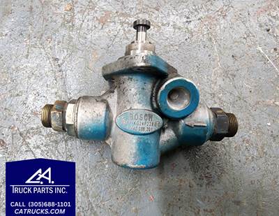 International DT466E Bosch 936Fuel Conveyor Pump for 2000-2003 Part # 0 440 008 201