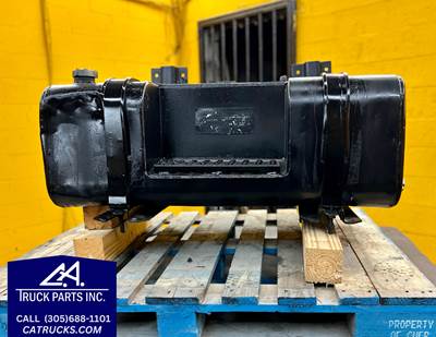 1997 Ford F5HT9002AA Fuel Tank, Steel Tank with Step, 50 GALLONS, 38 (L) x 25 (W) x 14 (H) INCHES