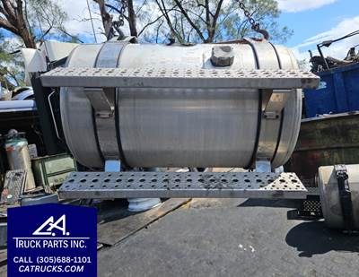2013 Freightliner Cascadia 113 Fuel Tank, 80 Gallons, 40L x 24 Diameter