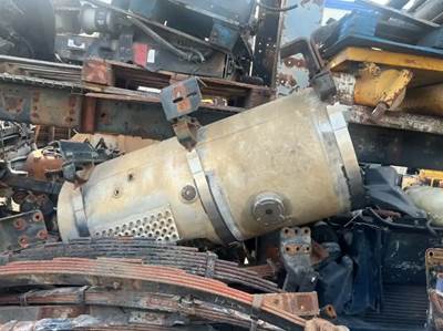 Mack RD 95 GALLONS Fuel Tank PART# 2MB4974AP6