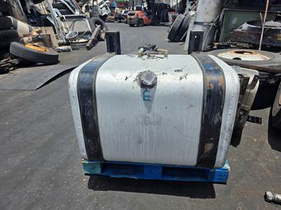 Mack MRU613 Aluminum D-Shape Fuel Tank For