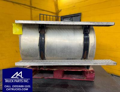 84 Gallon Sterling Fuel Tank Part # 3510760C95 , 84 Gallons off 2005 Sterling, 36 (L) x 26 (Diameter) Inches, Cylinder Fuel Tank